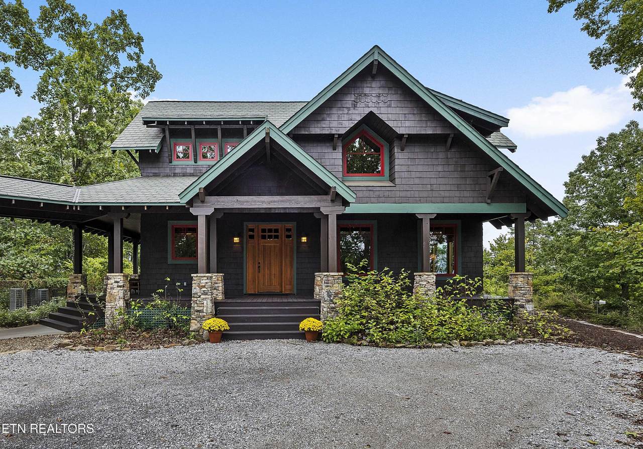 225 Eagle Ridge Rd - Photo 1