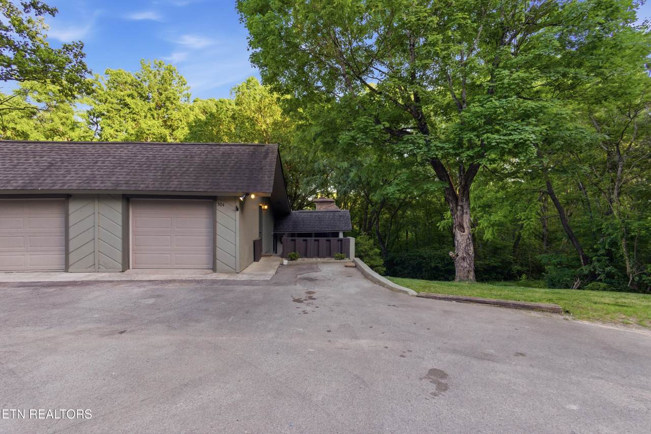 1900 Ridgecrest Drive - Photo 1