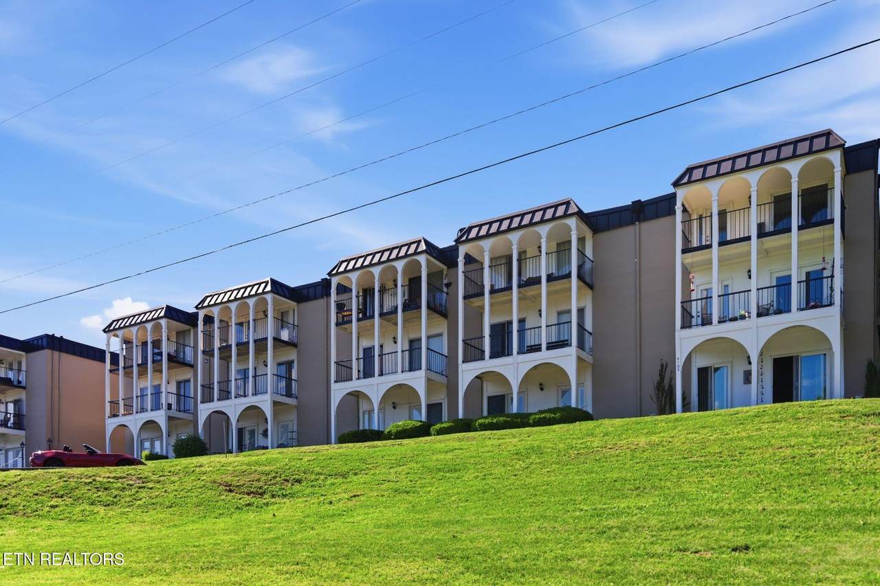 5709 Lyons View Pike - Photo 1