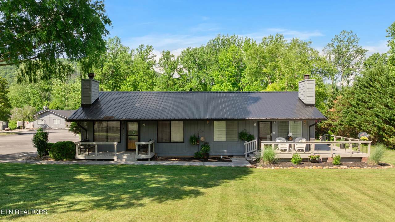 4304 Little Creek Way - Photo 1