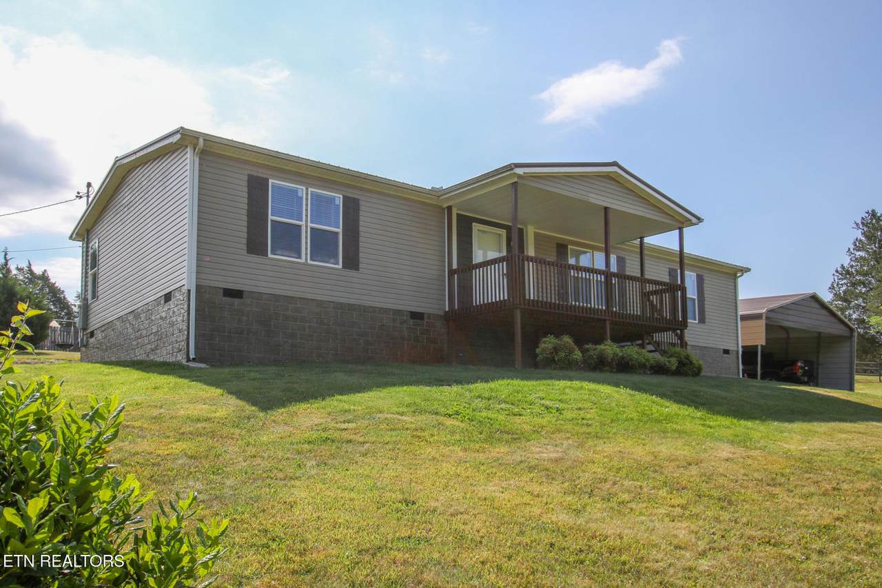 7512 Thompson School Rd - Photo 1