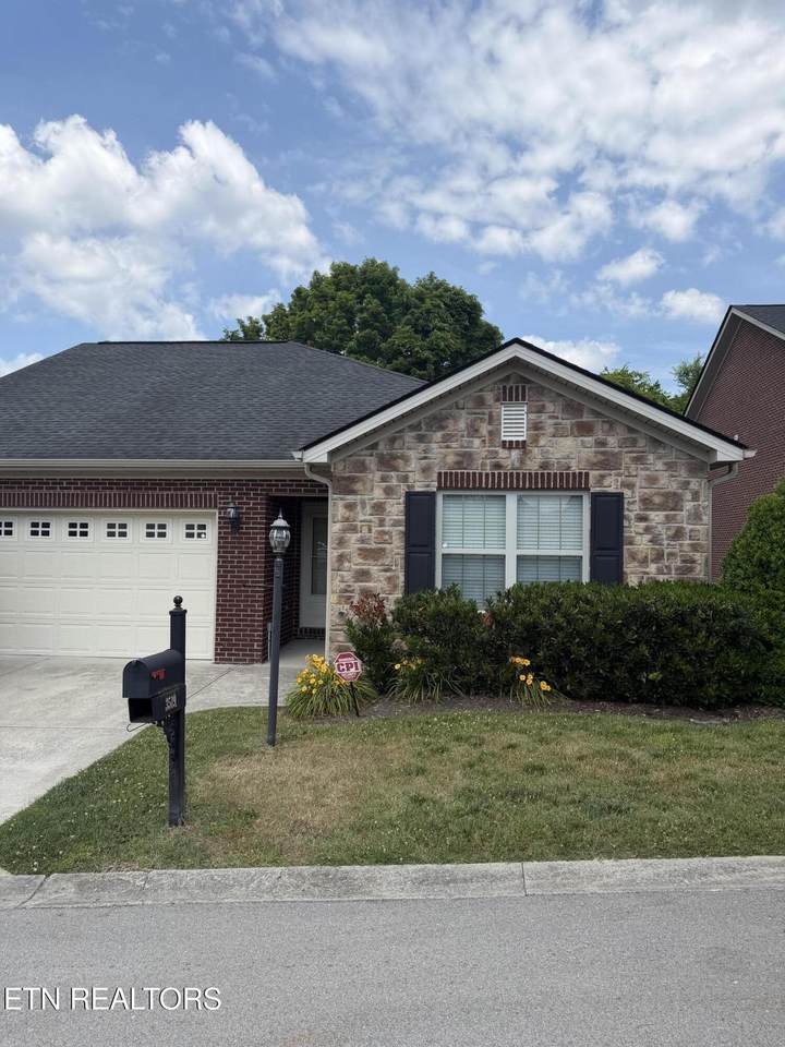 3519 Pullman Way - Photo 1