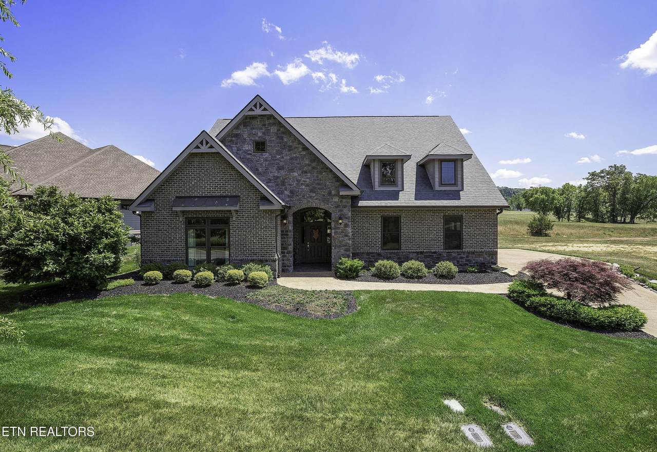 1099 Buckhorn Way - Photo 1