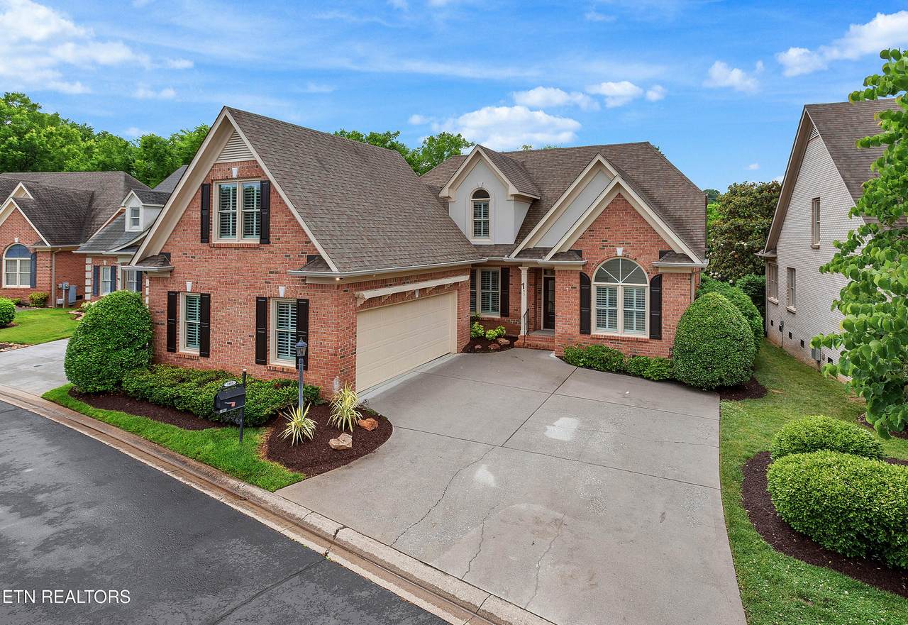 1105 Highgrove Garden Way - Photo 1