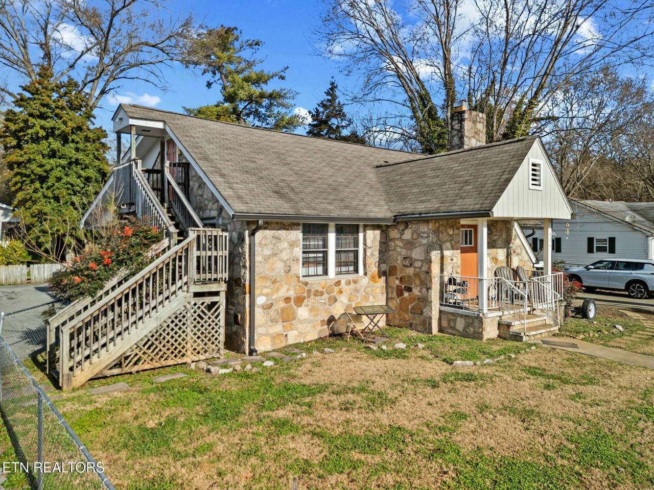405 Durbin Drive - Photo 1