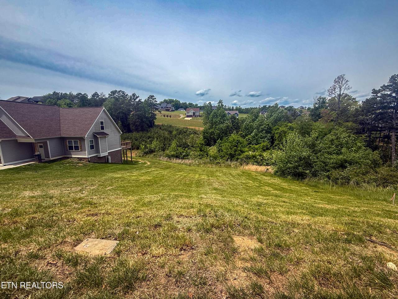 1919 Lakewood Drive - Photo 1