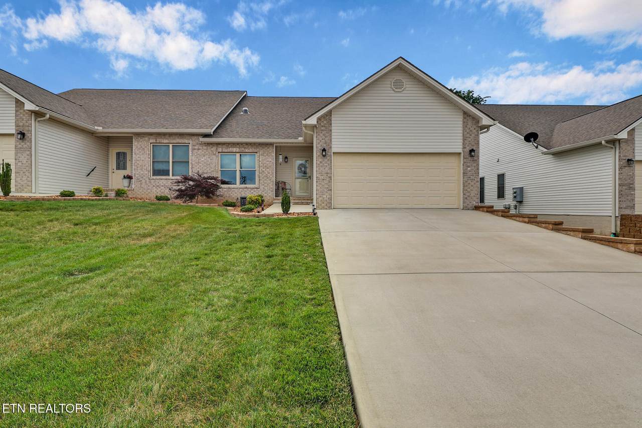 384 Woodgate Drive - Photo 1