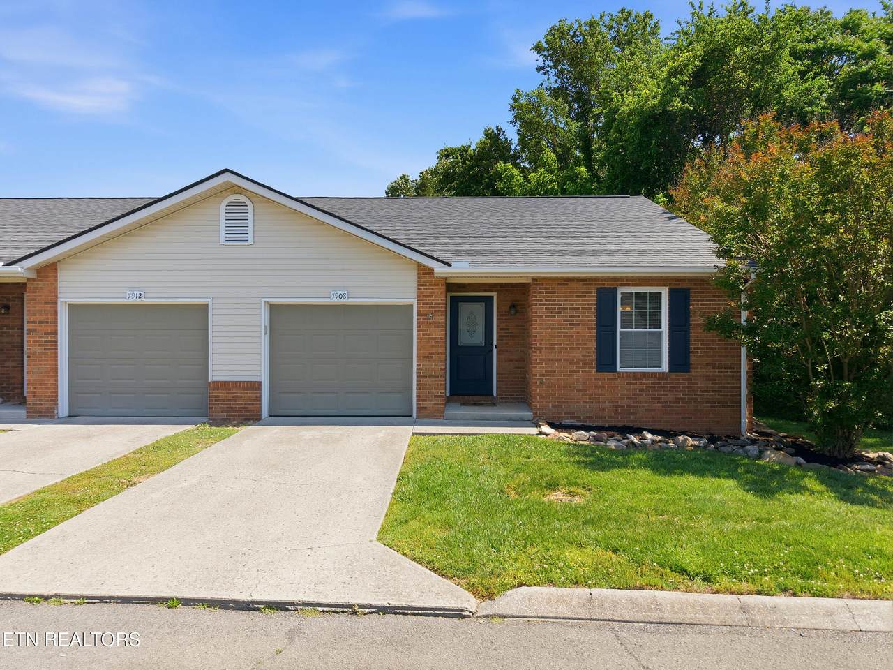 7908 Glenbine Way - Photo 1