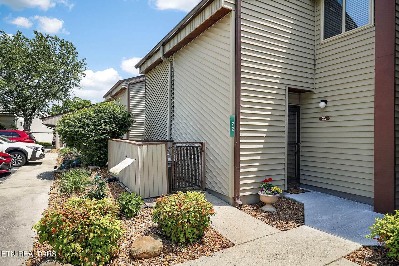 65 Lakeshore Terrace - Photo 1