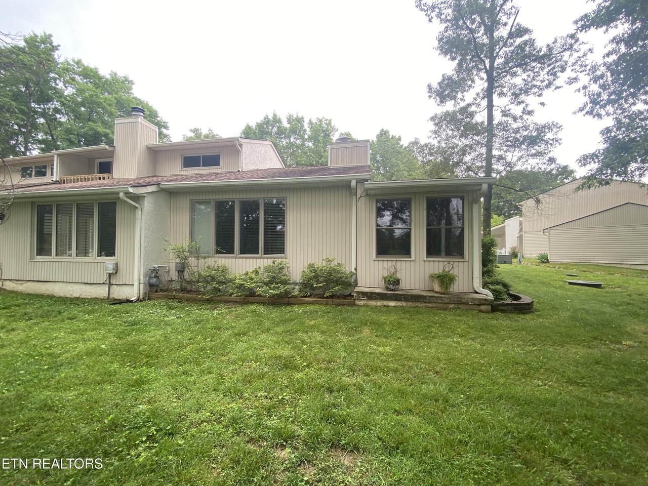 7000 Big Horn Drive - Photo 1