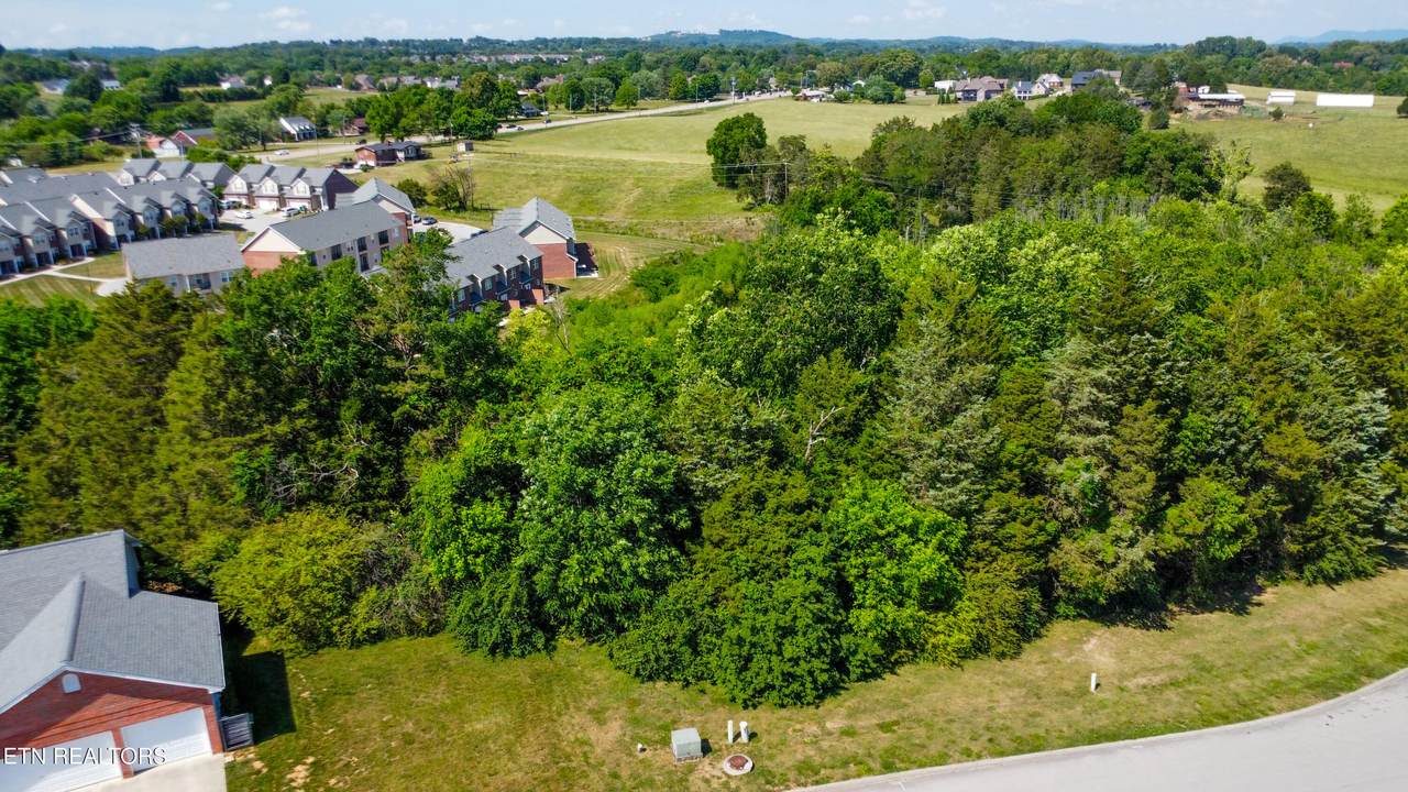 3010 Masters Lane - Photo 1
