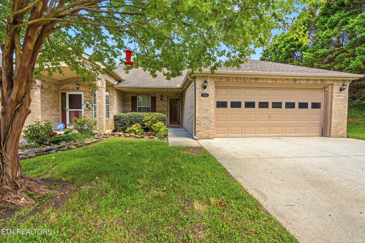 10703 Admiral Bend Way - Photo 1