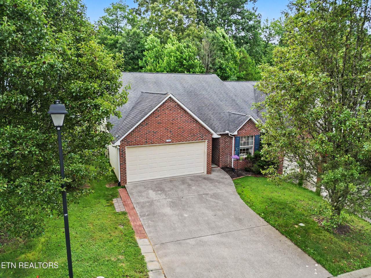 5260 Avery Woods Lane - Photo 1