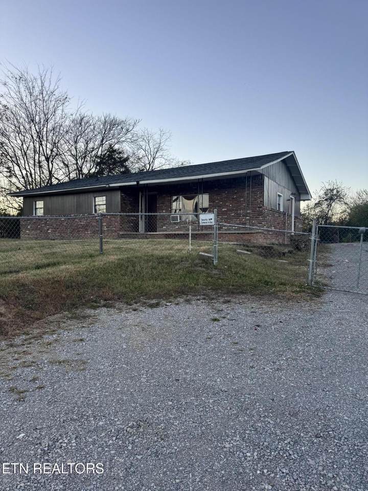 111 Dante Rd - Photo 1