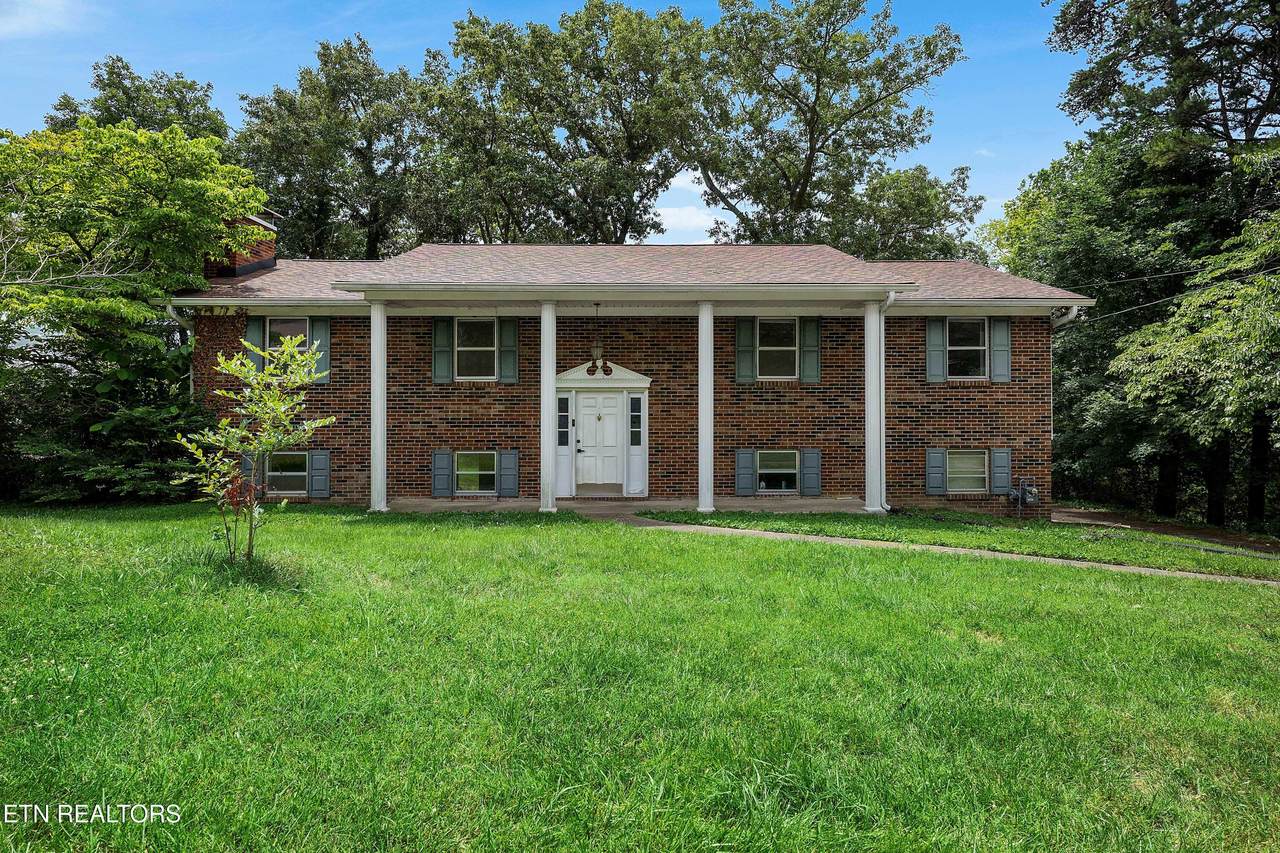 1140 Lovell View Drive - Photo 1