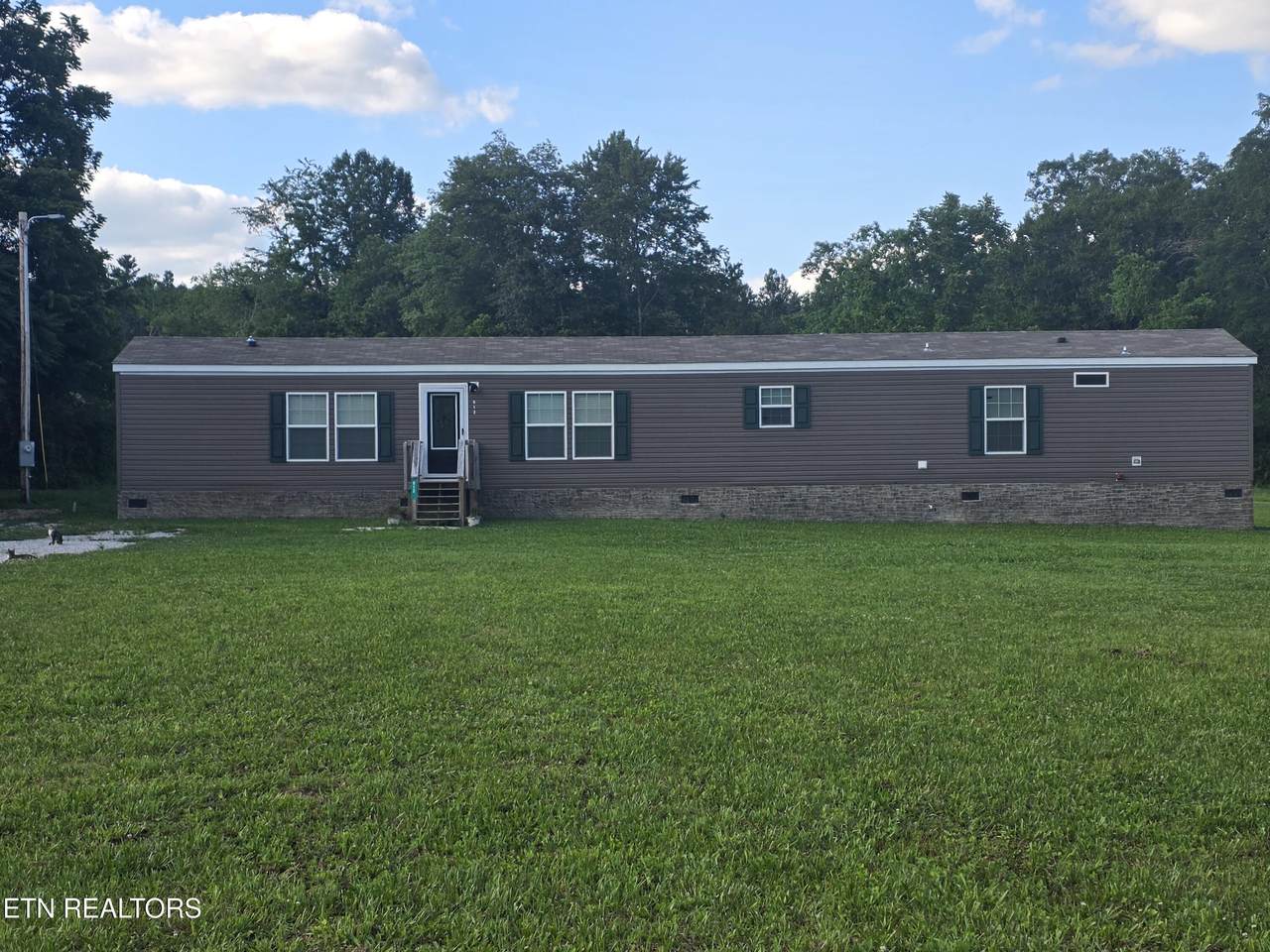 812 3rd Ave - Photo 1