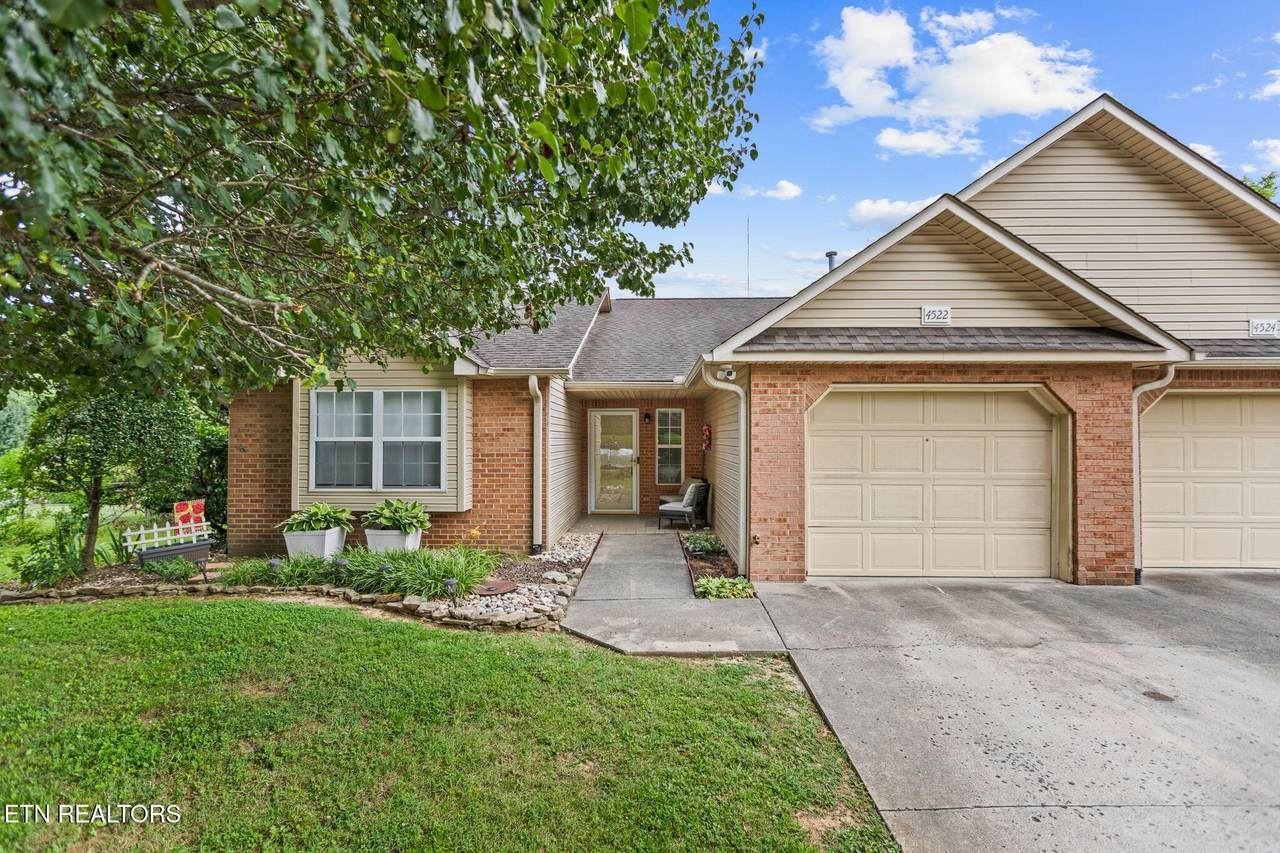 4522 Shamus Way - Photo 1