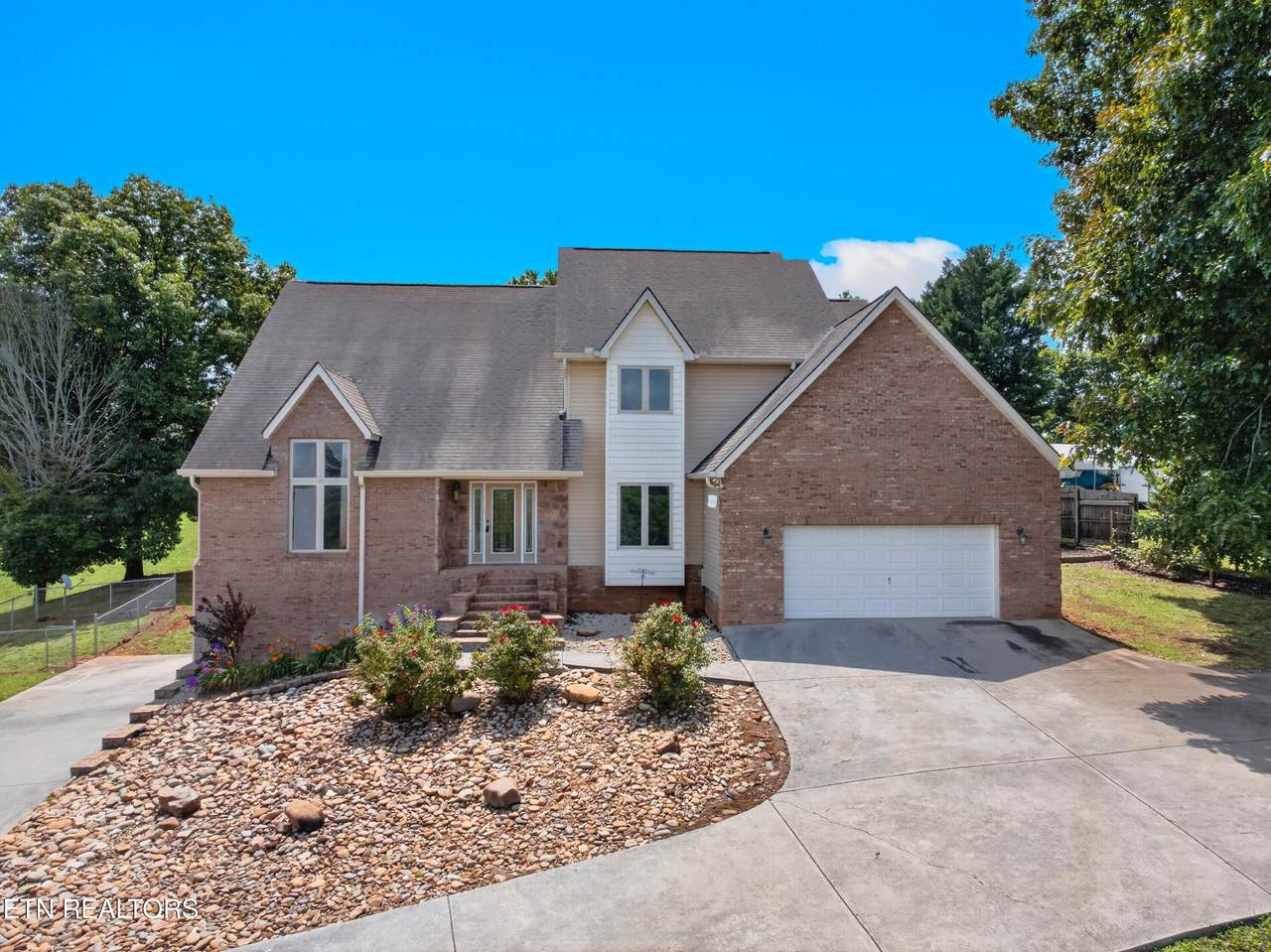219 Sullivan Pointe - Photo 1