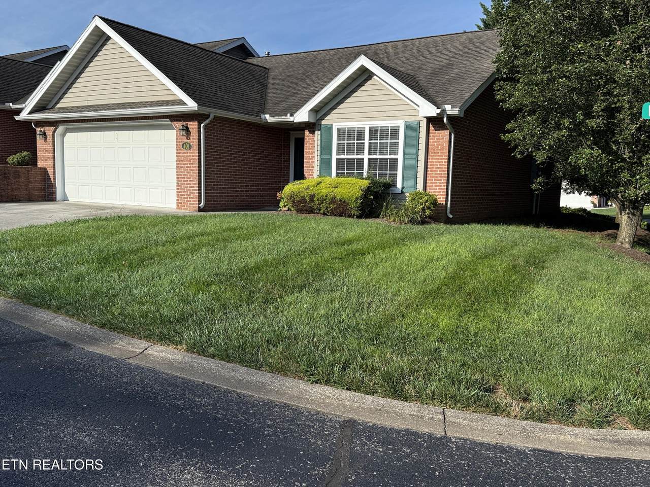 401 Winthrope Way - Photo 1