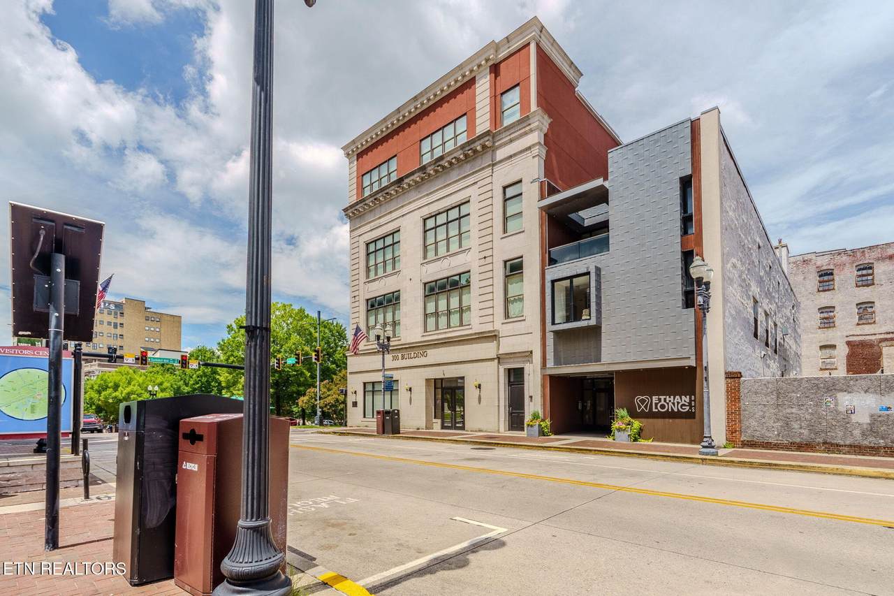 300 Gay St - Photo 1