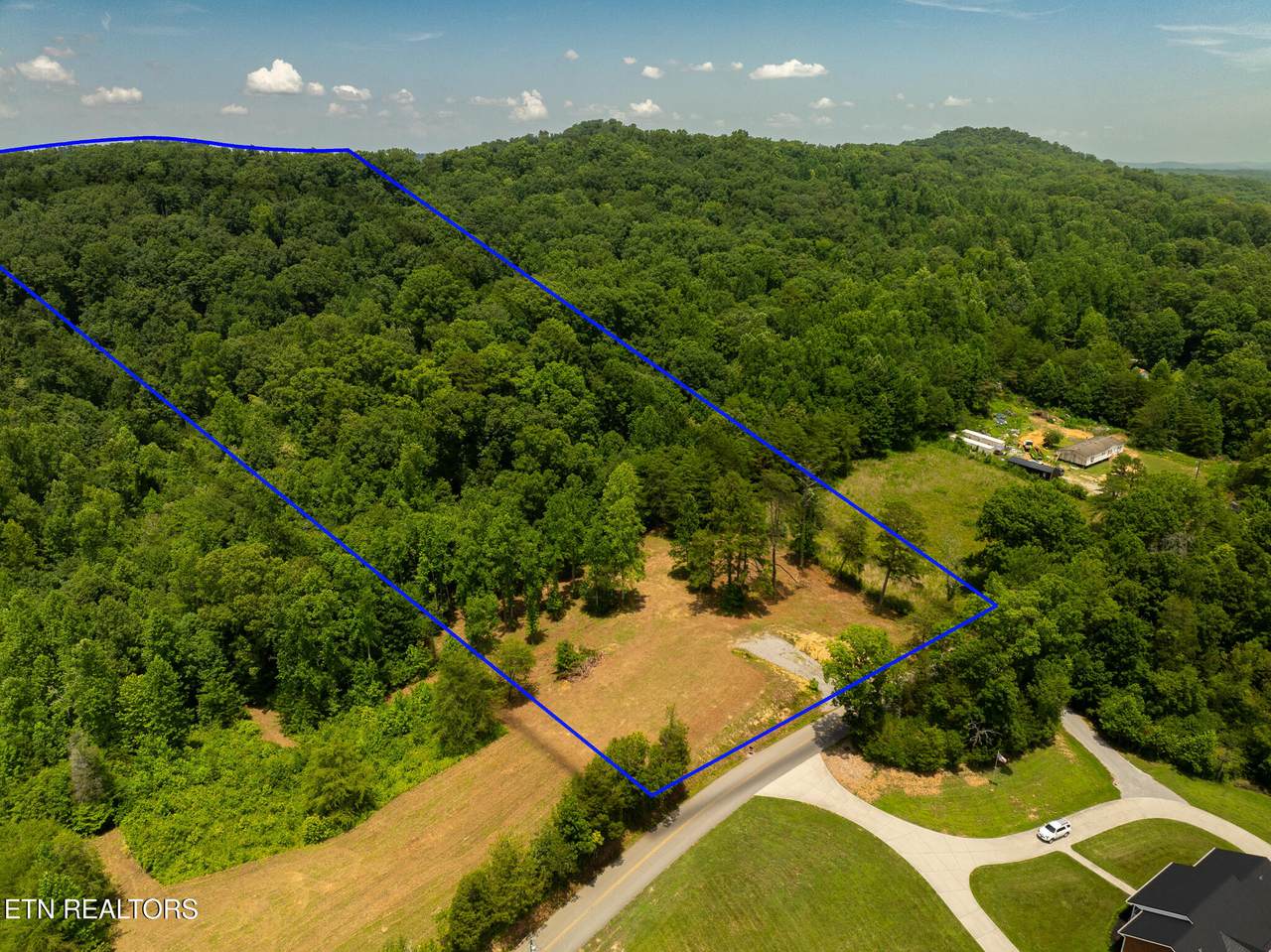 1331 Mccammon Rd - Photo 1