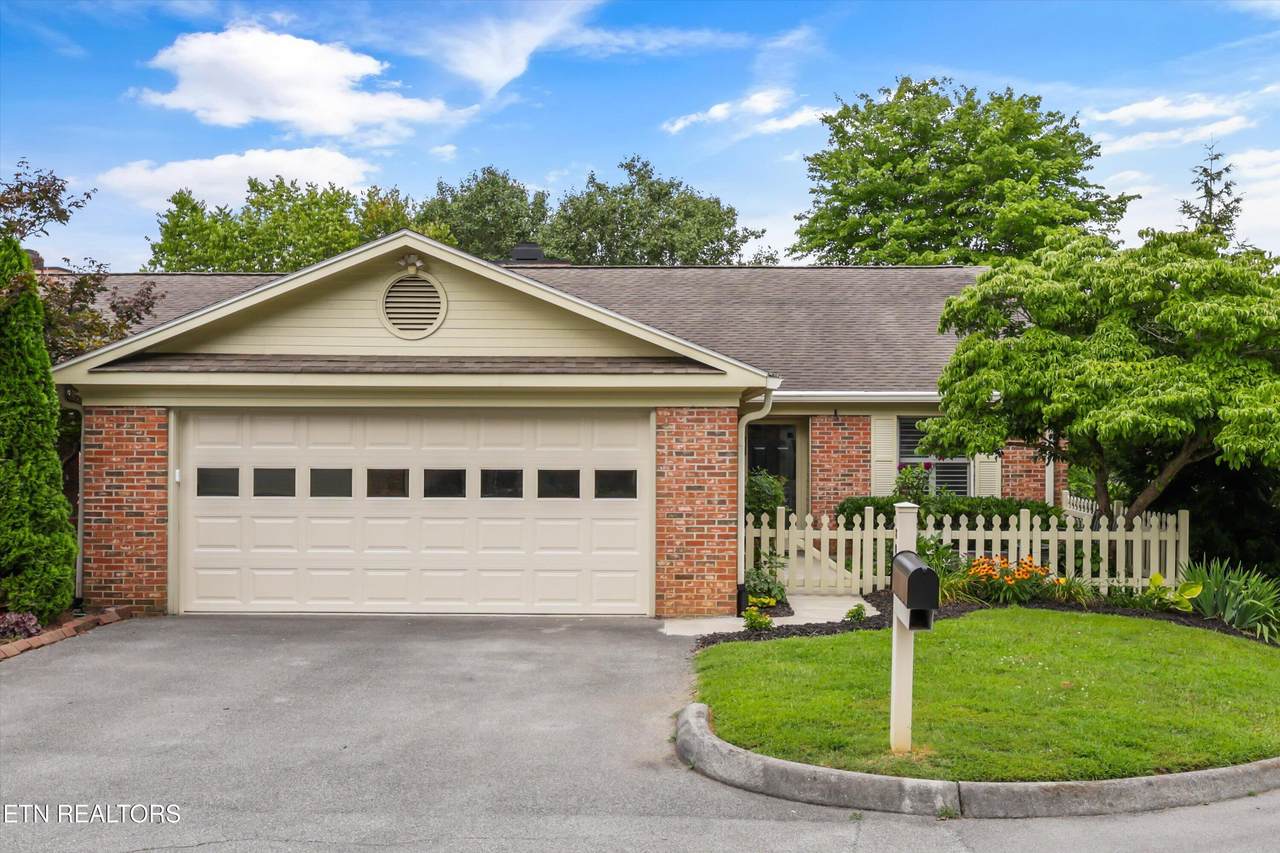 801 Prestwick Drive - Photo 1