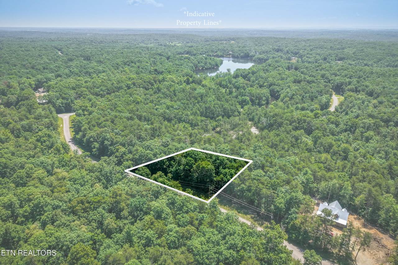  Parkview Drive - Photo 1