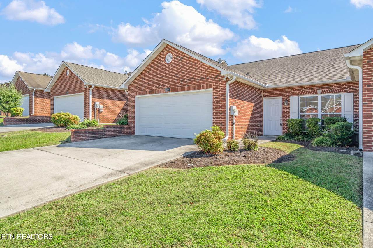 7400 Long Shot Lane - Photo 1