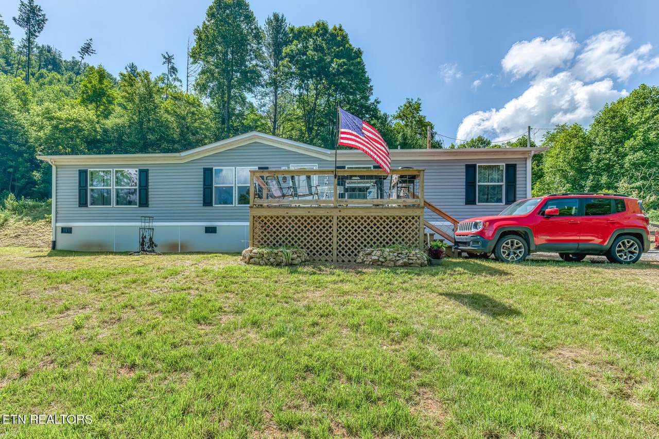 128 Antioch Rd - Photo 1