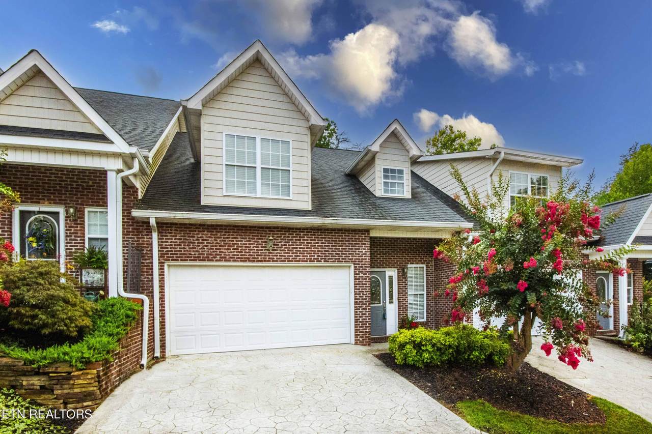 625 Yorkland Way - Photo 1