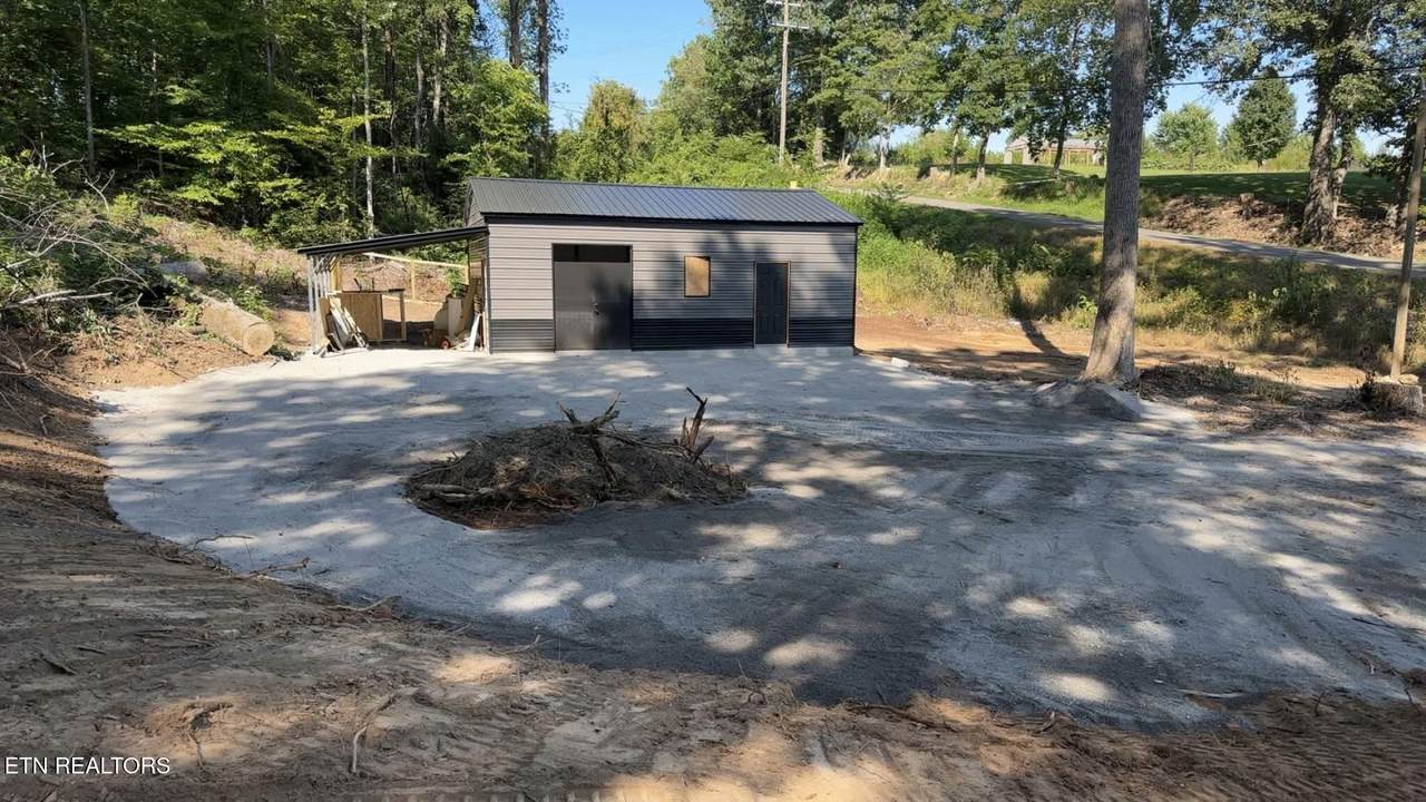 2150 New Corinth Rd - Photo 1