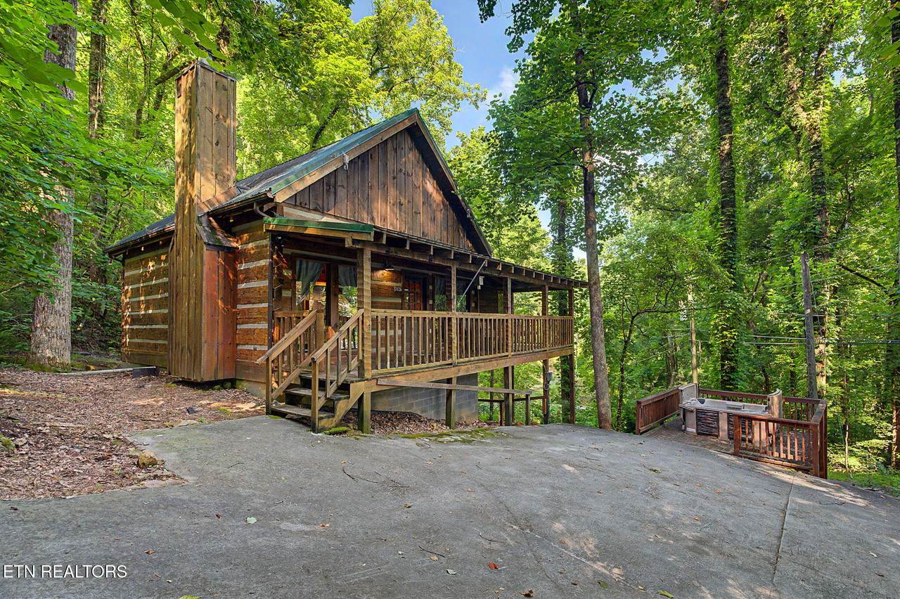 3426 Twin City Way - Photo 1