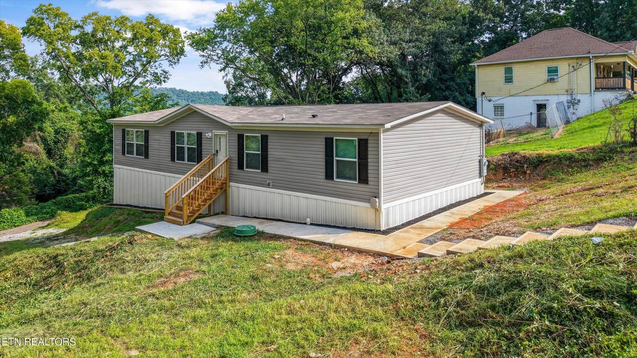 1711 Maryland Ave - Photo 1