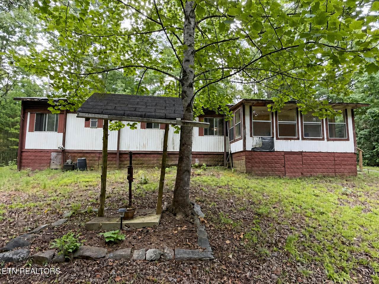 131 Williams Circle - Photo 1