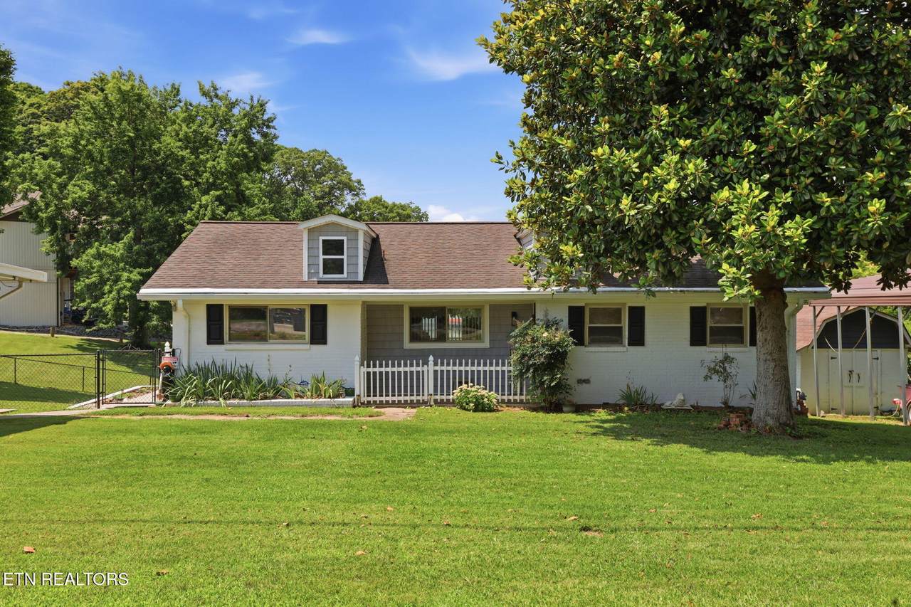 2107 Iroquois Drive - Photo 1