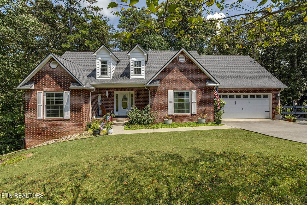 117 Ambassador Lane - Photo 1