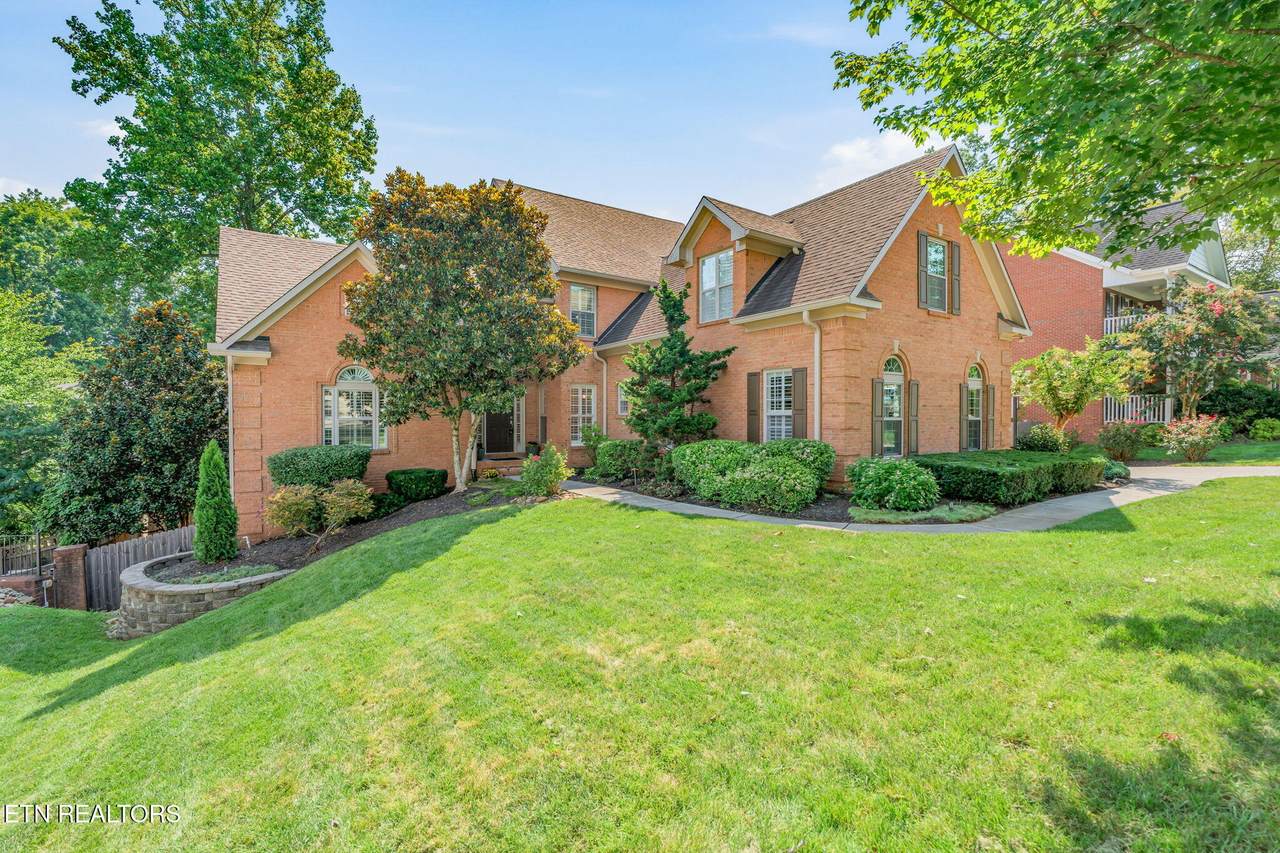 1724 Evening Shade Lane - Photo 1