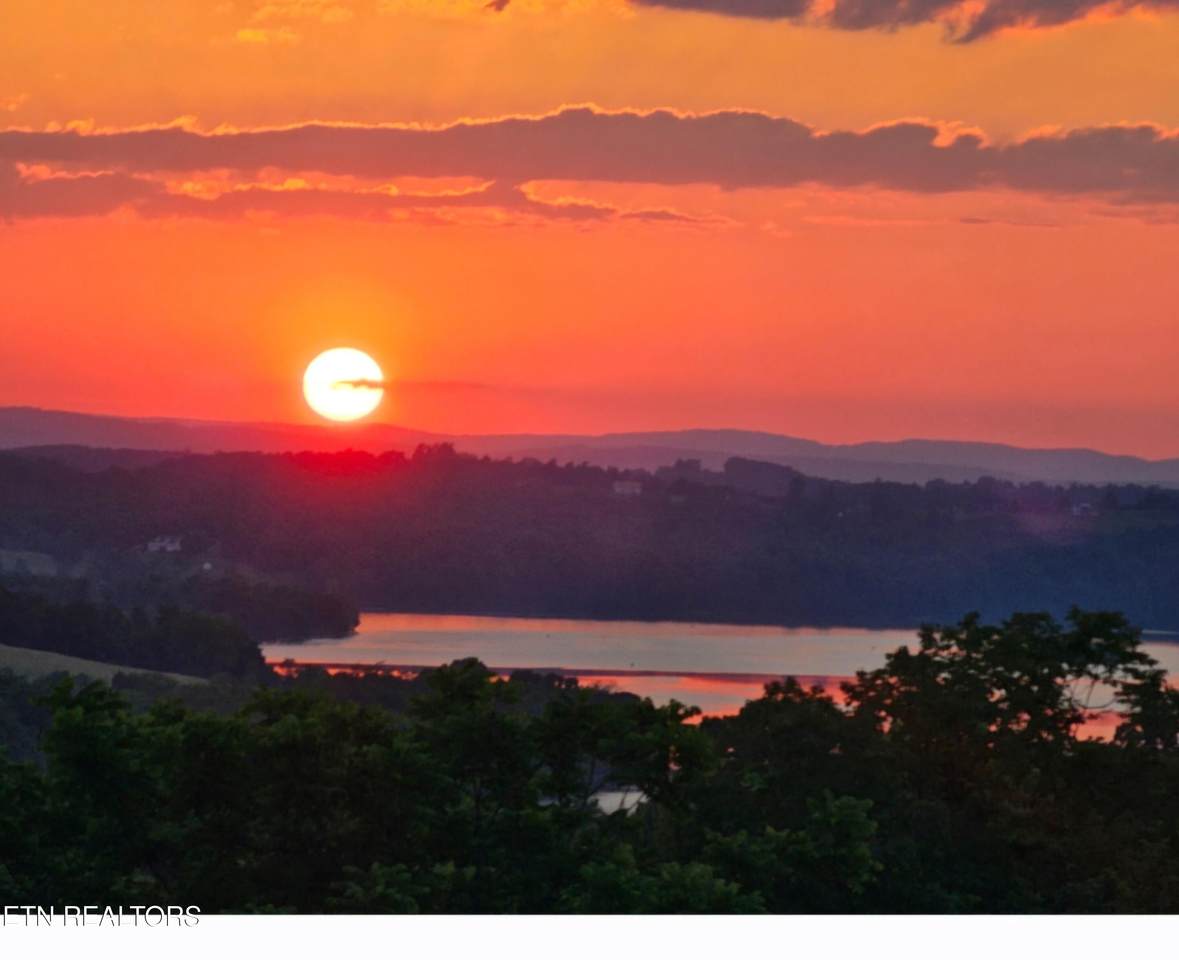 https://bt-photos.global.ssl.fastly.net/kaar/1280_boomver_1_1353482-2.jpg