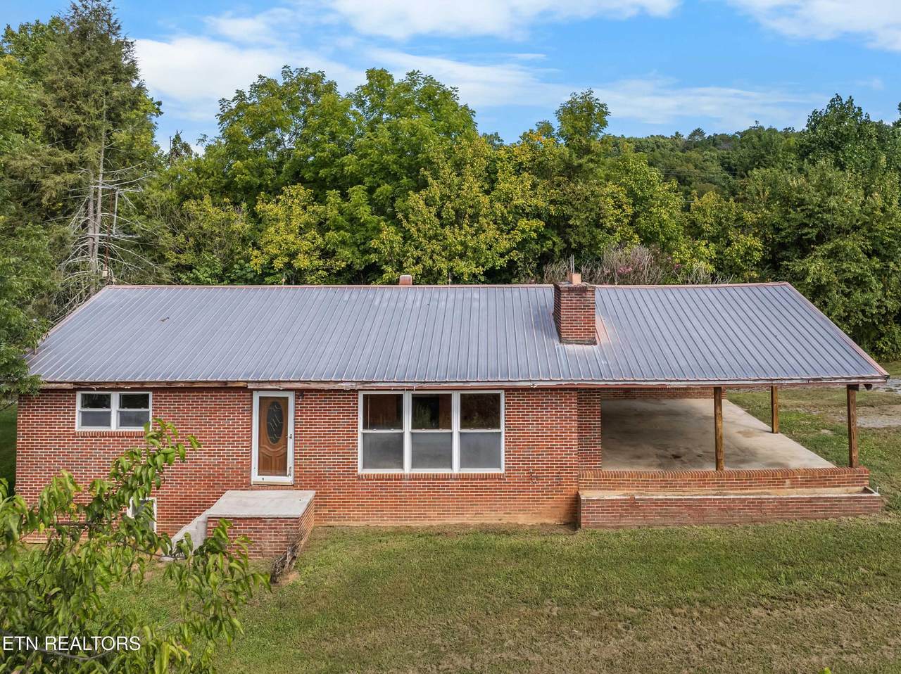 385 Gardenia Rd - Photo 1