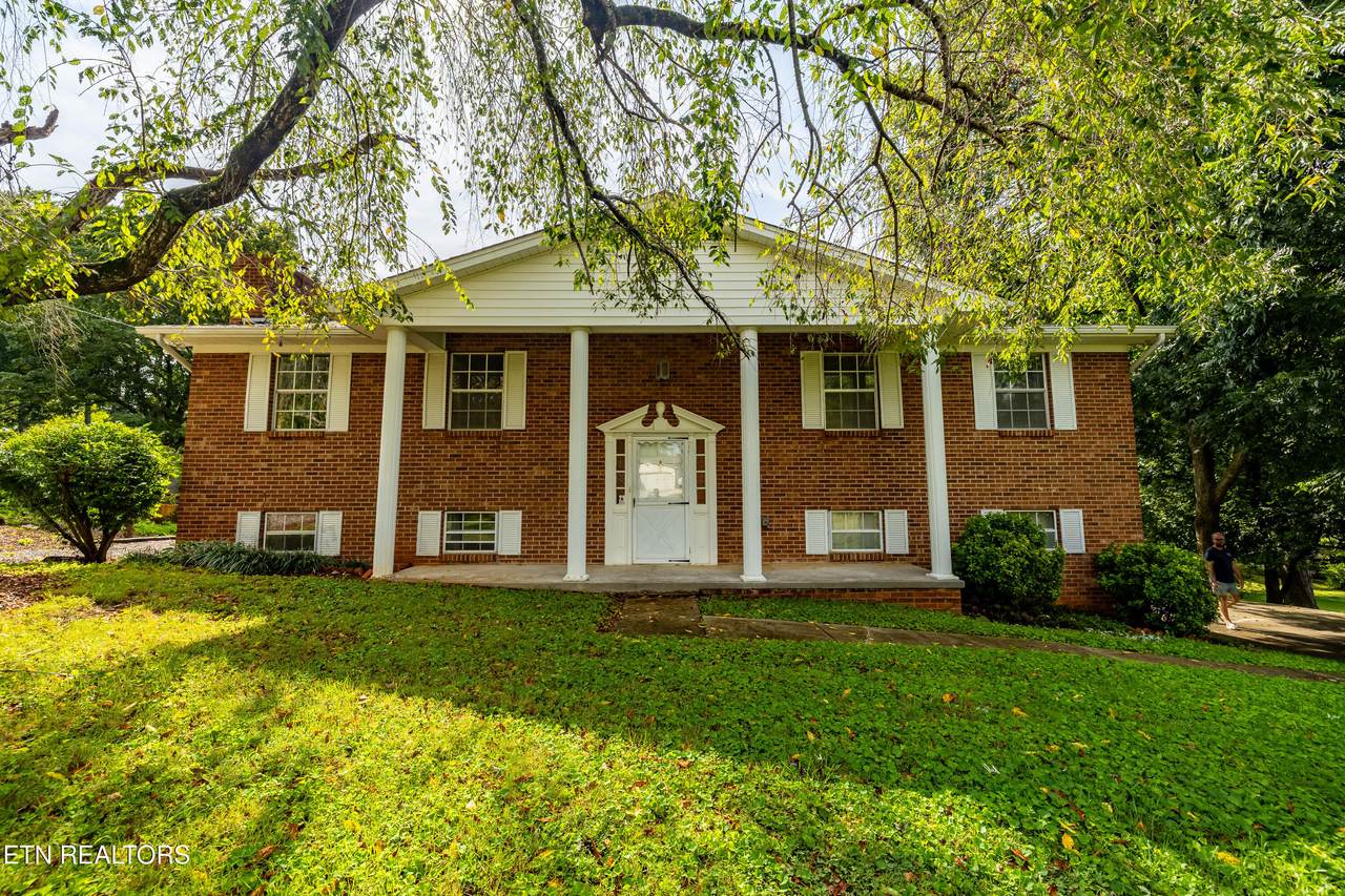 3073 Marvin Circle - Photo 1
