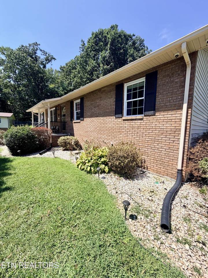 259 Cardwell Drive - Photo 1