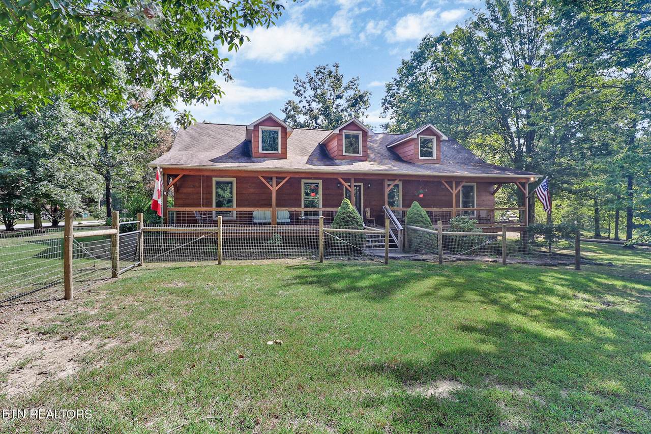 618 Ridge Top Drive - Photo 1