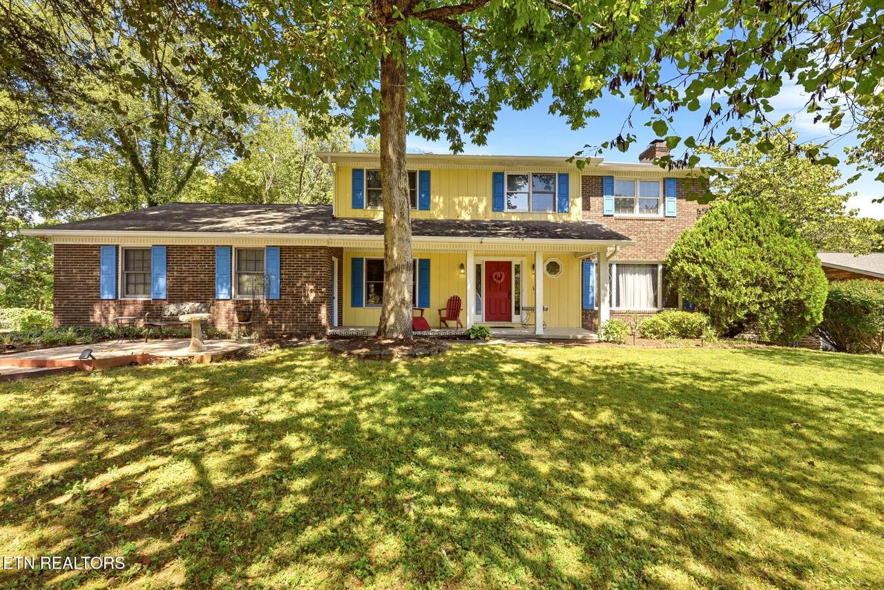 135 Claremont Rd - Photo 1