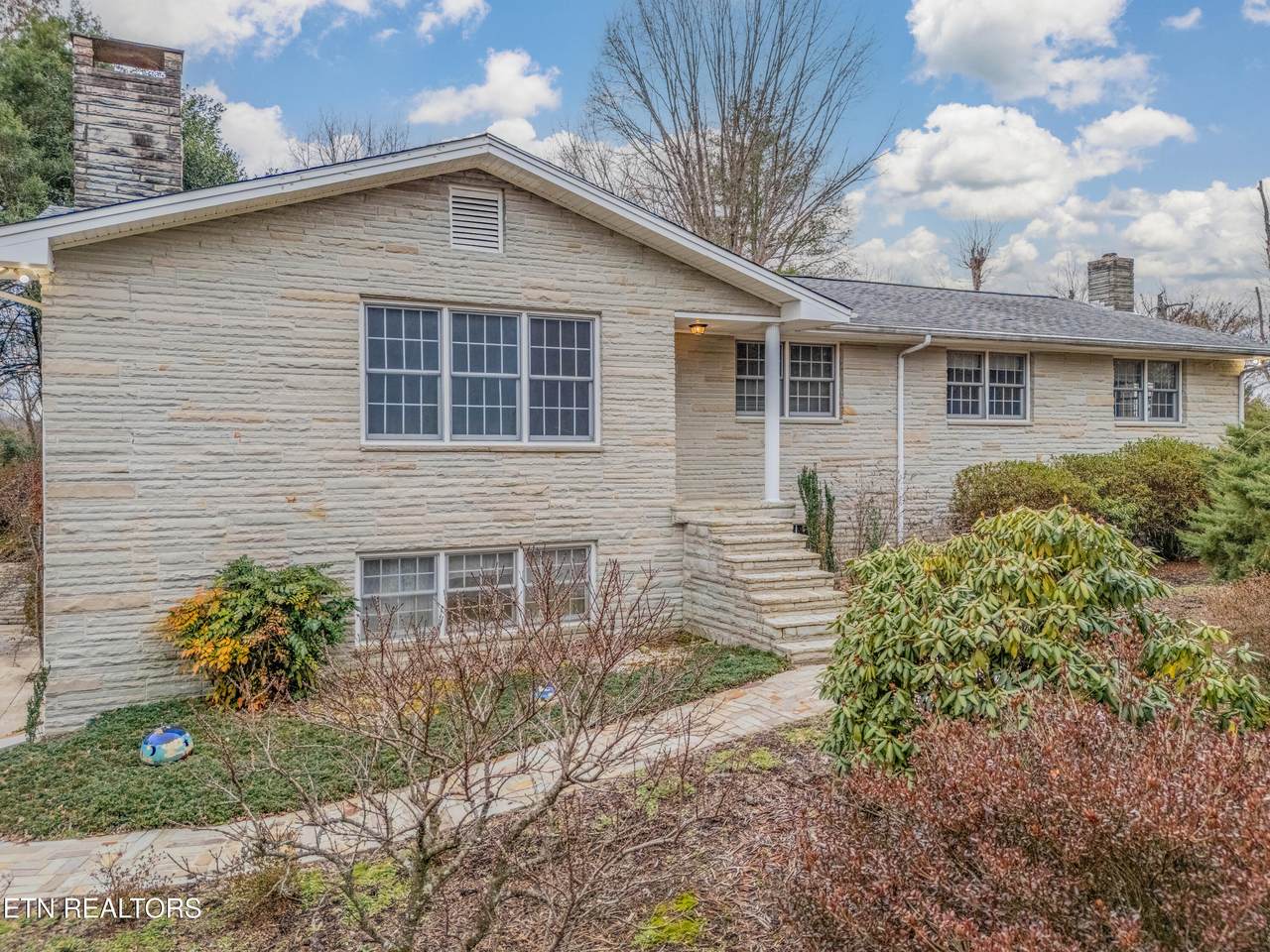 2992 Knoxville Hwy - Photo 1