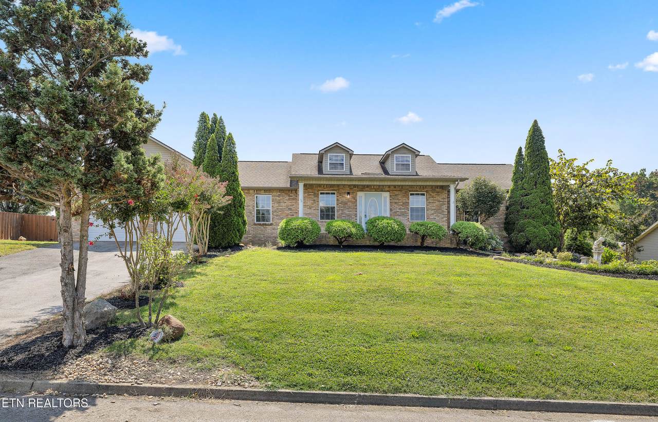 1516 Kildee Lane - Photo 1