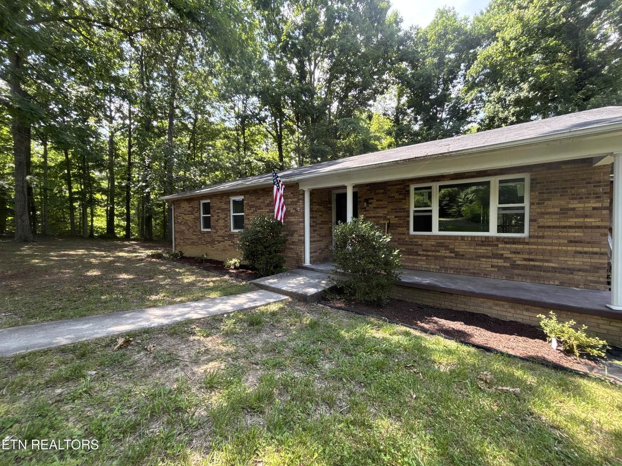 720 Poplar Lane - Photo 1