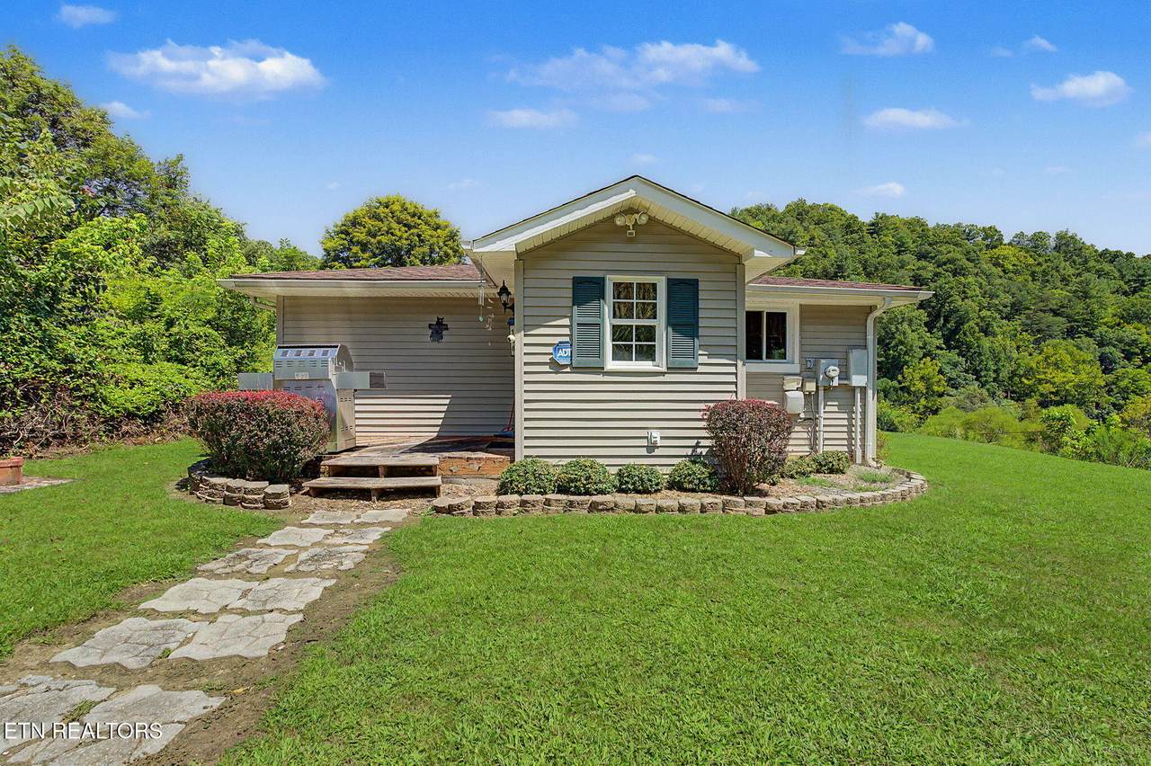 136 Bear Hollow Rd - Photo 1