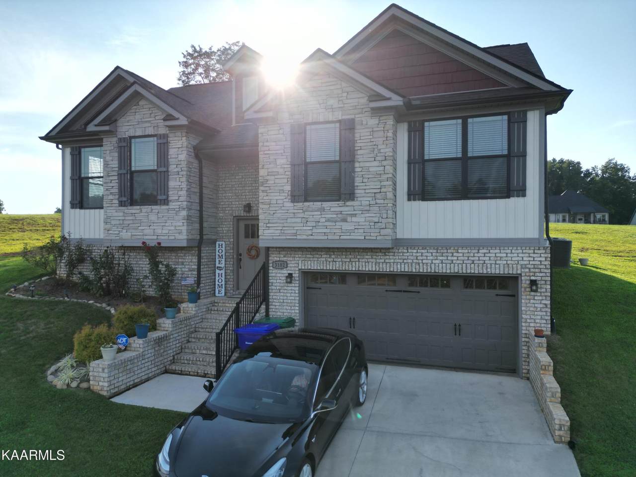 3182 Bridgewater Blvd - Photo 1