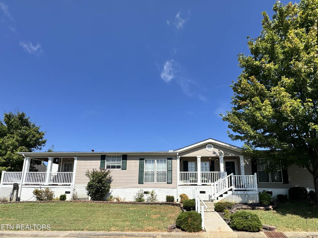 1302 Hialeah Way - Photo 1