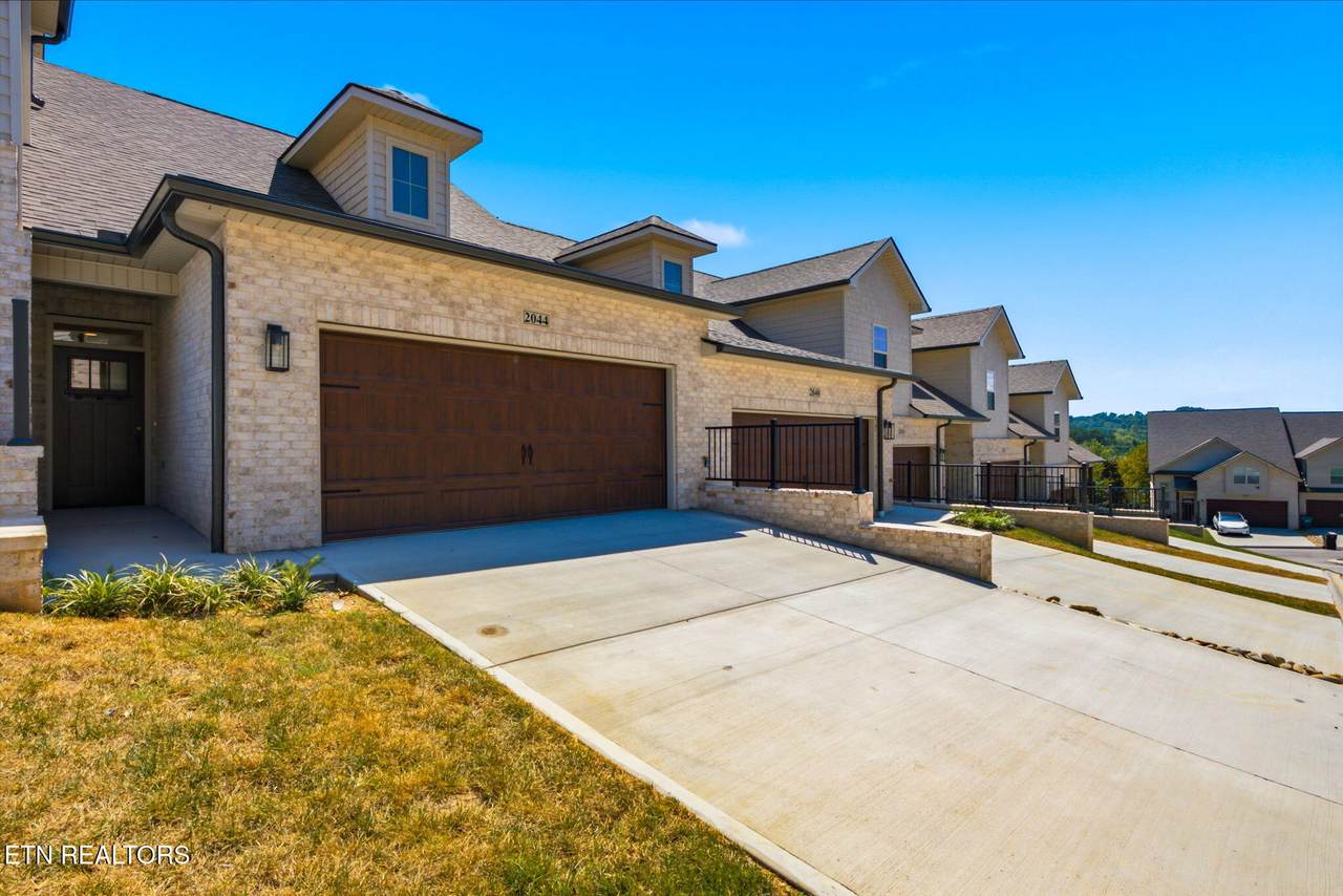 2044 Gisele Way - Photo 1